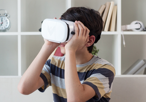 VR